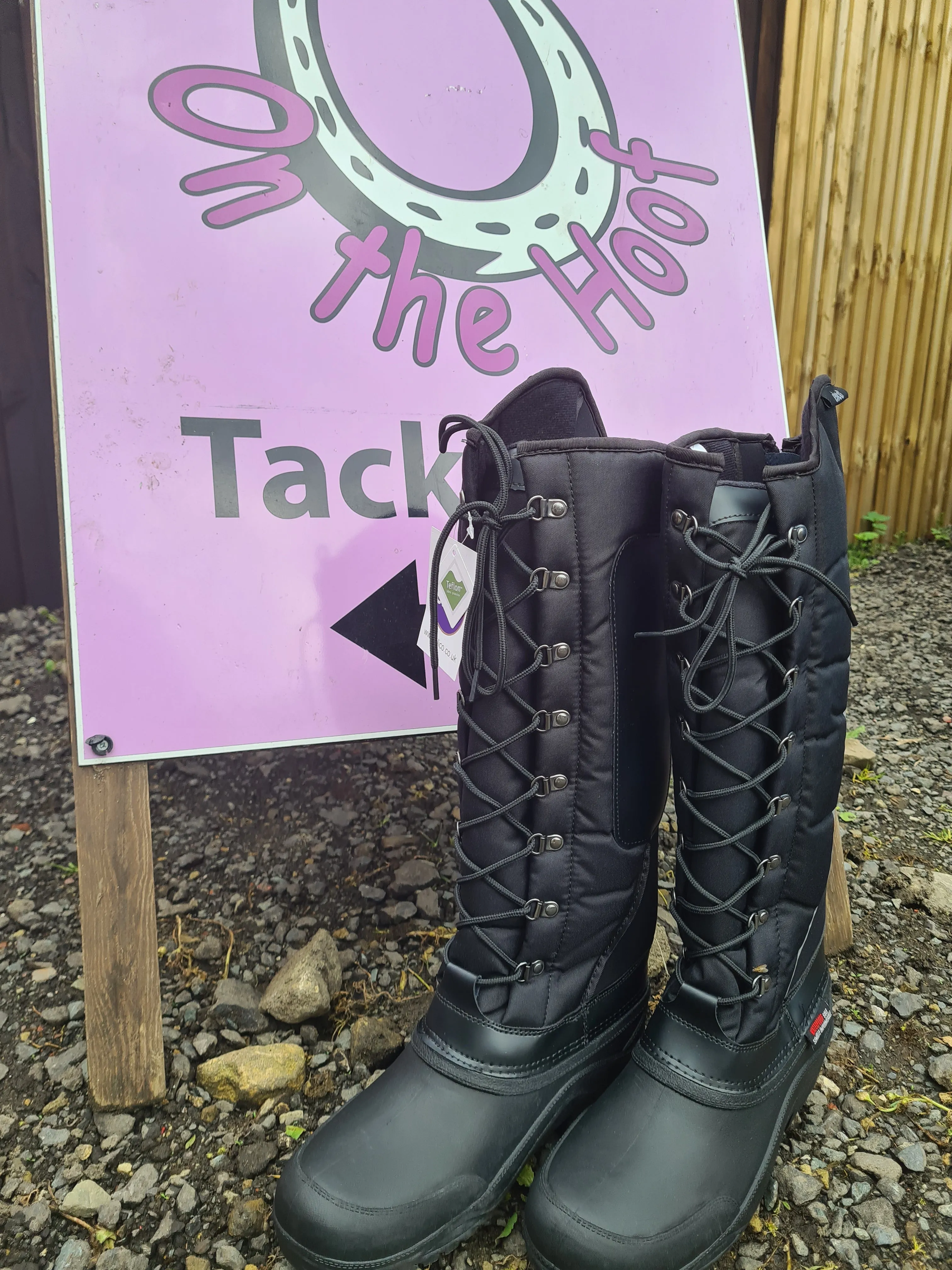 NEW Elico yeadon thermo yard boots sizes 4-8 black FREE POSTAGE 🟣